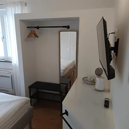 Casa Di Mirea